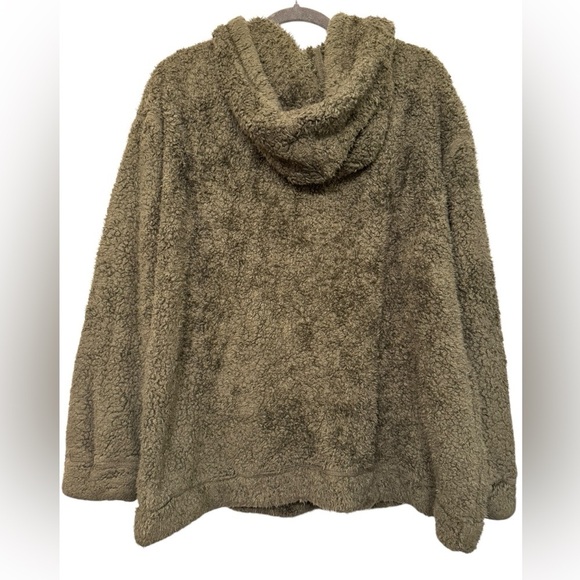 Universal Threads Teddy Bear Sherpa Hoodie - Picture 2 of 6